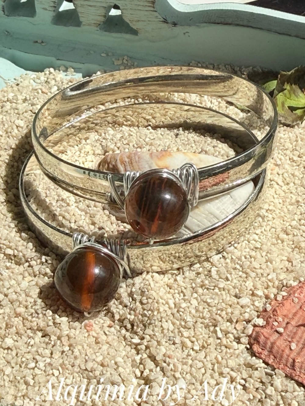 Silver Double Bangle with Brown AMBER RESIN Accent